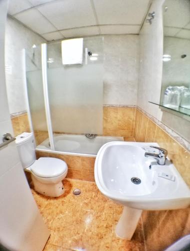 Apartamentos Resitur, Севилья (фото 10)