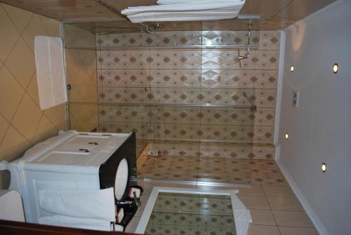 Hotel Vila Sigal Korce - image 9