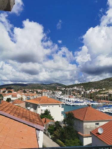  Apartmani "Ivan" in Marina