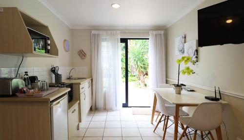Fifth Avenue Beach House – Gqeberha, IL
