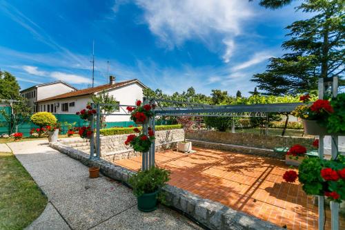 Studios Nada - image 7