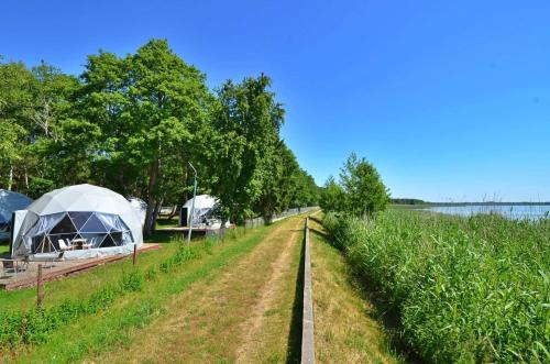 Slowly Glamping Osada Nad Wodą