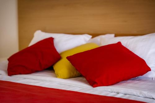 Studios Nada - image 10