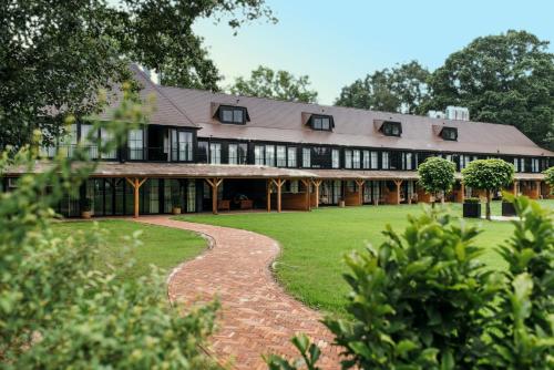 Van der Valk Hotel Apeldoorn - de Cantharel, Apeldoorn bei Loenen