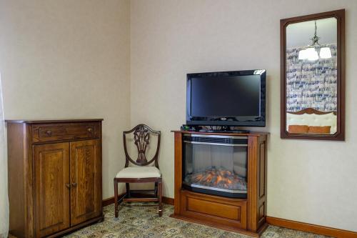 Old Town Guest House - image 6