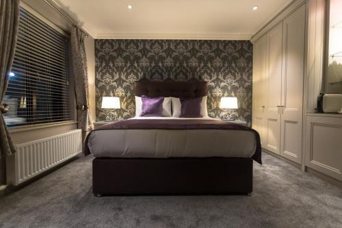 12th Lock Boutique Hotel & Tapas Restaurant