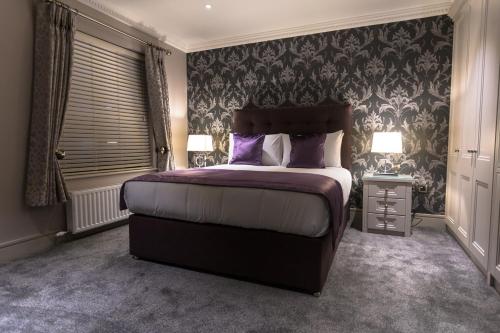 12th Lock Boutique Hotel & Tapas Restaurant