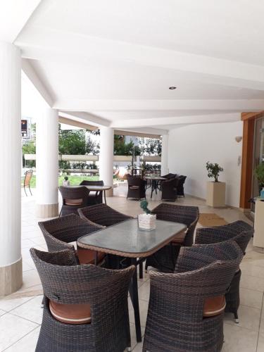 Studios Souropanis in Kamena Vourla