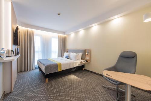 Standard Room image 10