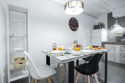 Casas Pirineos in พีรินีโออราโกเนส