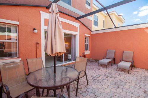 Home with Jacuzzi - Onsite Activities Near Disney - image 6