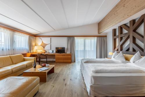 Hotel Garberhof Room Type - Luxury Suite with Balcony