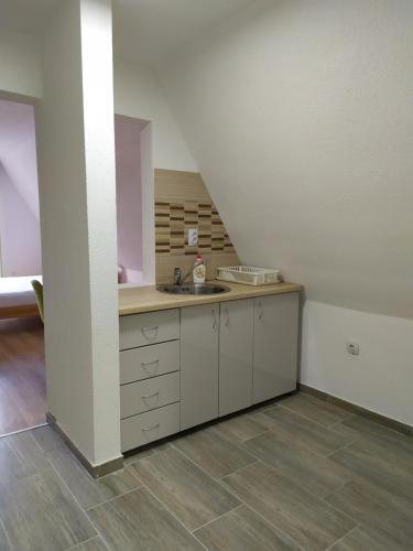 Apartment Stanic - image 9