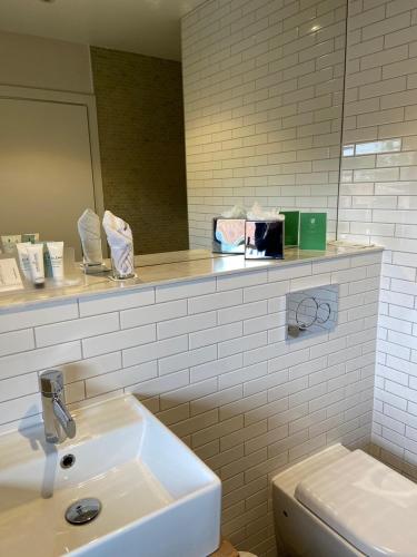 Hatherley Manor Hotel & Spa - image 9
