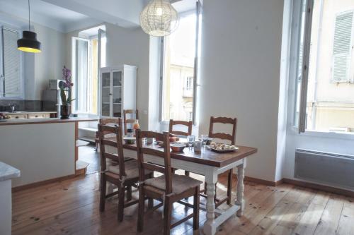 Ze Perfect Place - Spacieux appartement - Cours Saleya - 2 CHB - 2 SDB - AC, Nice (fotografie 6)