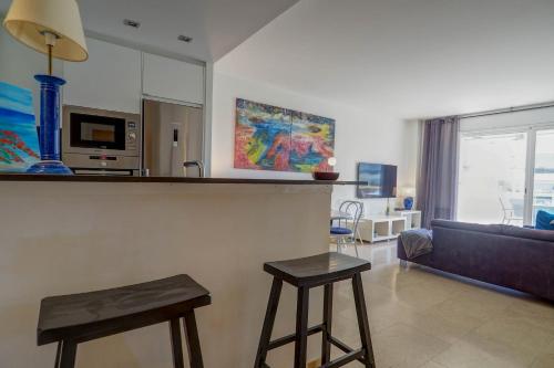 Mediterraneo Seaview Apartment - image 5