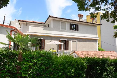 Apartments Villa Salona