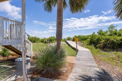 Ocean Front on Harbor Island Oceanmarsh Subdivision