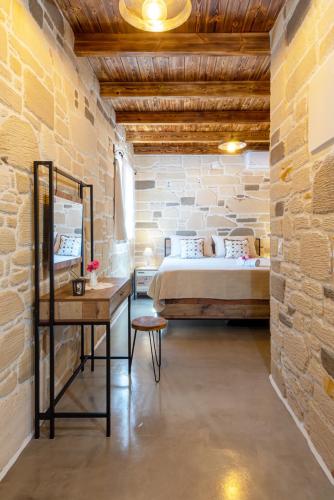 Yiannis Retreat - image 4