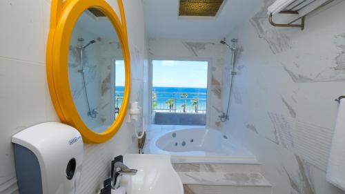 Sea City Devran Hotel & Spa Room Type - Suite with Spa Bath