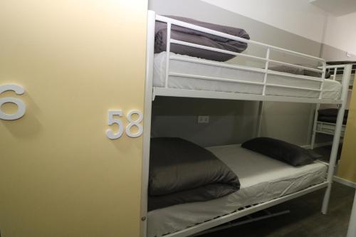 Madrid Downtown Hostel – Madrid, NC