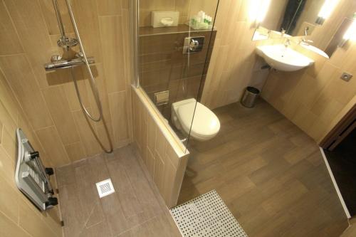 Holiday Inn Paris Montmartre an IHG Hotel - image 12