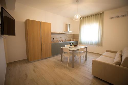 Apartment image 10