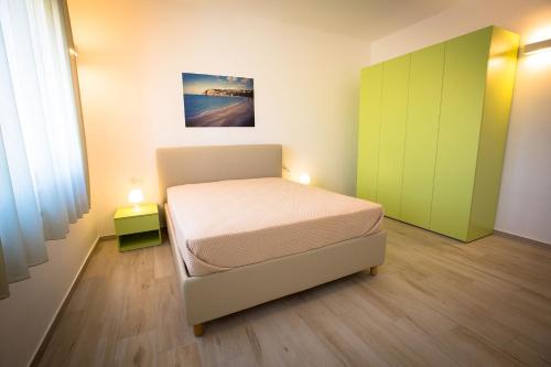 Apartment image 5