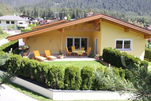 Holiday Home with Mountain View