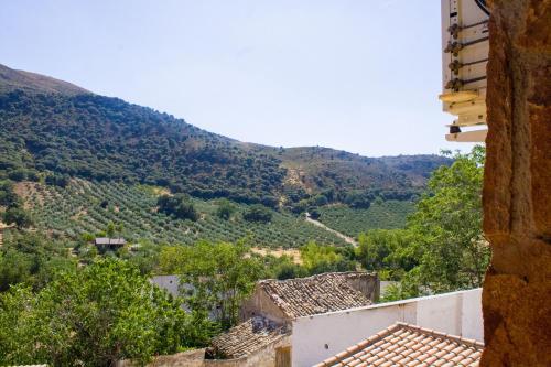 Hostal Restaurante Sierra De La Martina - Charilla