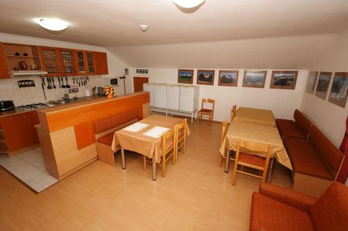 Shared lounge/TV area, Vila Ema in Nova Lesna