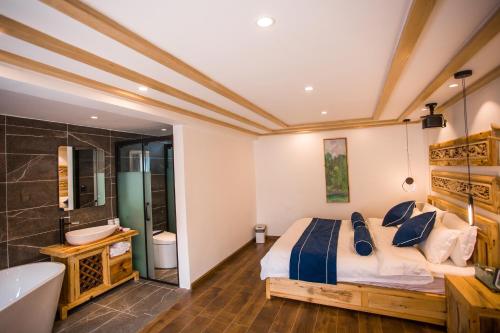 Lijiang Yunqi Holiday Guesthouse