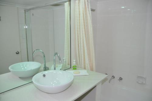 Accommodation Sydney - Hyde Park Plaza - image 2