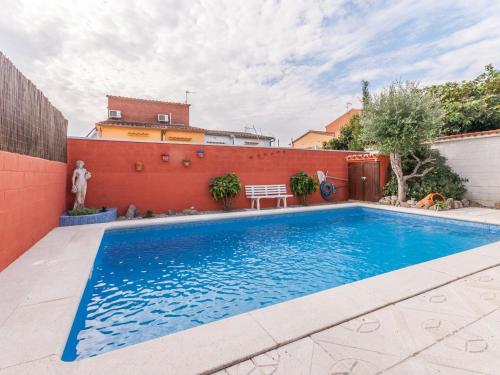 Piscina, Peaceful Holiday Home in Costa Brava with Private Pool in Castelló d'Empúries