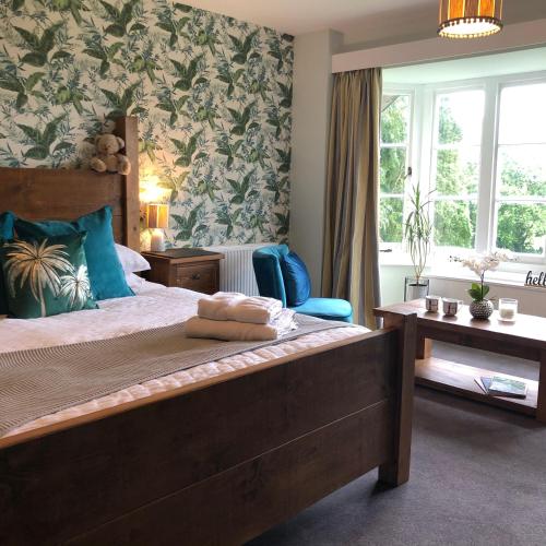 The Hollow Bed and Breakfast