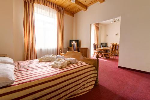 2 bedrooms, 2 beds