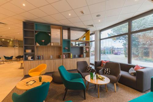 258286795 Holiday Inn Budapest-Budaörs by IHG