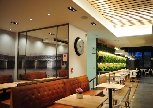 Food and beverages, Hotel Aitana in Irun