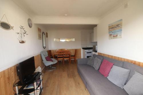 34D Medmerry Park 2 Bedroom Chalet - No Manual Workers Allowed gîte à louer Hounds