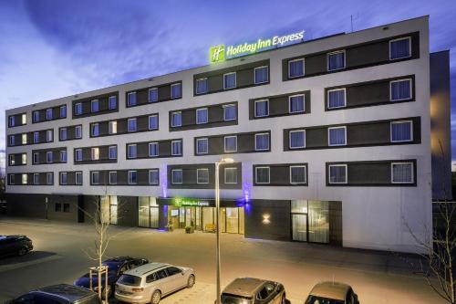 Holiday Inn Express Friedrichshafen, an IHG hotel - Hotel - Friedrichshafen