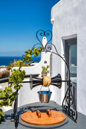 SAN MARINO SUITES - FIRA SANTORINI