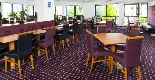 Photo - Holiday Inn Express Hemel Hempstead, an IHG Hotel