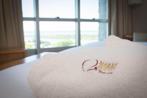 258320253 Maran Suites & Towers