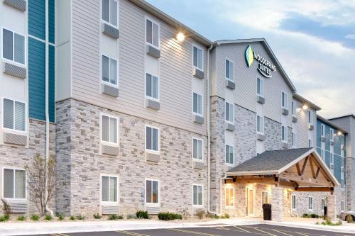 WoodSpring Suites Carol Stream - Chicago