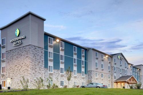 ทัศนียภาพภายนอกโรงแรม, WoodSpring Suites Carol Stream - Chicago in แครอลสตรีม (IL)