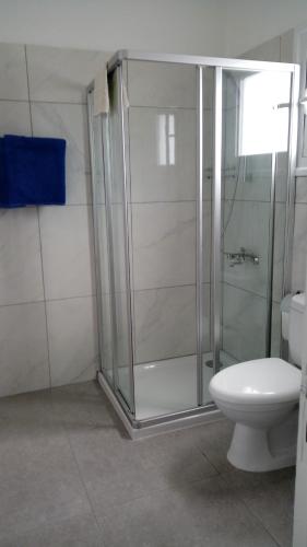 Flokkas Hotel Apartments - image 7