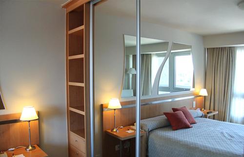 258322551 Maran Suites & Towers
