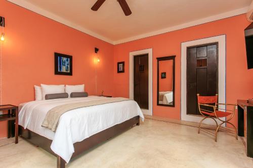 Art 64 Hotel Boutique - Adults Only Koox Art 64 Boutique Hotel is conveniently located in the popular Merida City Center area. The property offers guests a range of services and amenities designed to provide comfort and convenience. Ser