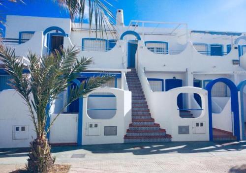  Expoholidays - Cabo de Gata, Pension in El Cabo de Gata