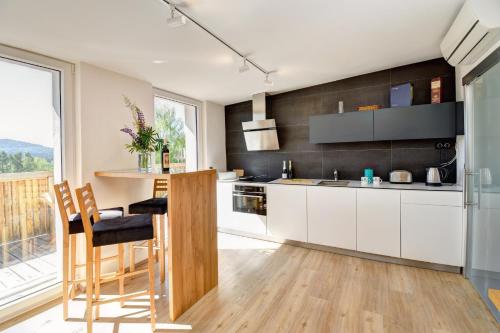 Apartmány Tadeáš (Apartmany Tadeas) in Stozec